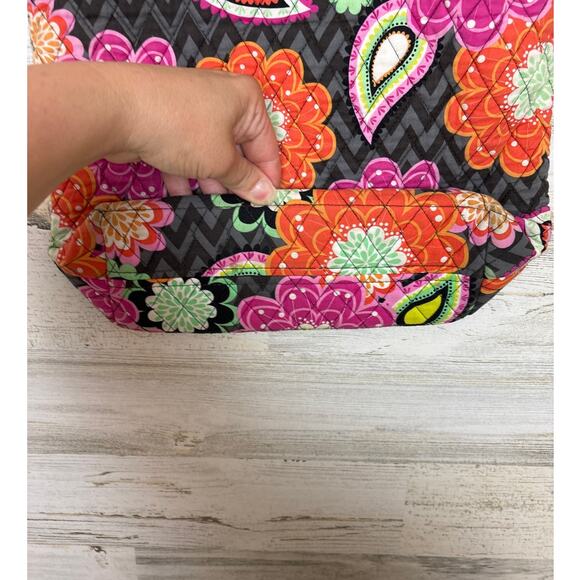 Vera Bradley Medium pink Ziggy Zinnia Quilted Cotton Floral Tote Shoulder Bag - Picture 4 of 5